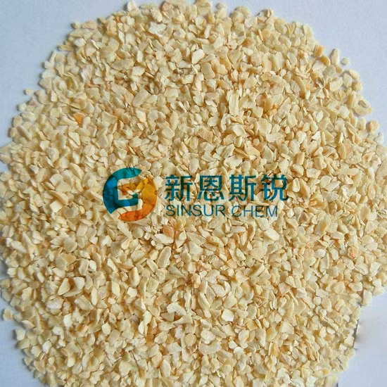 Neue Ernte dehydriertes Knoblauchgranulat aus der Pflanze
